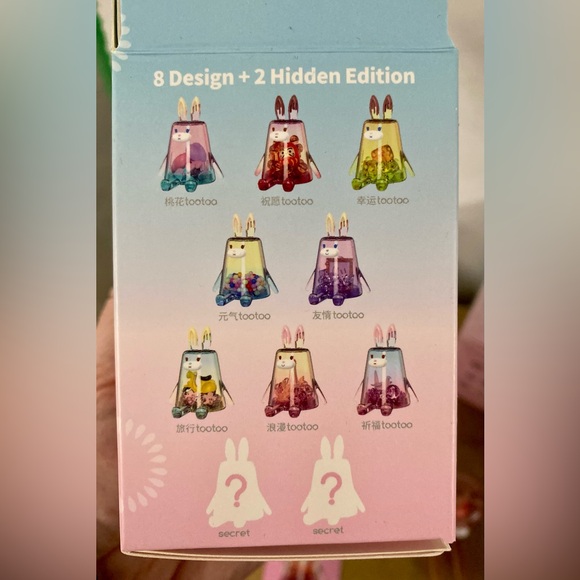 Designer Toy - “Lucky Too” - cell phone holder with scooter bead inside - Picture 2 of 2